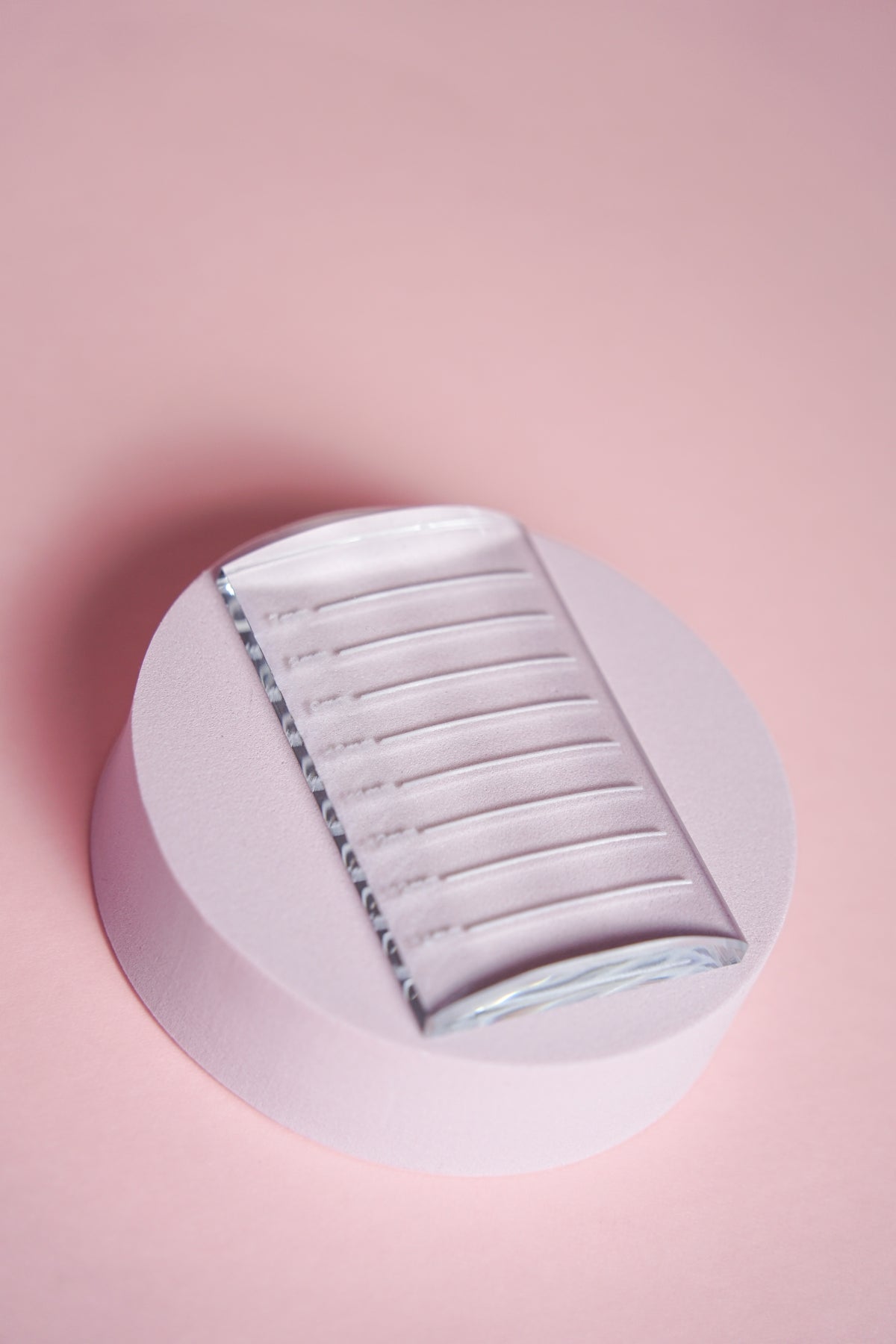 Oval glass Eyelash pallet
