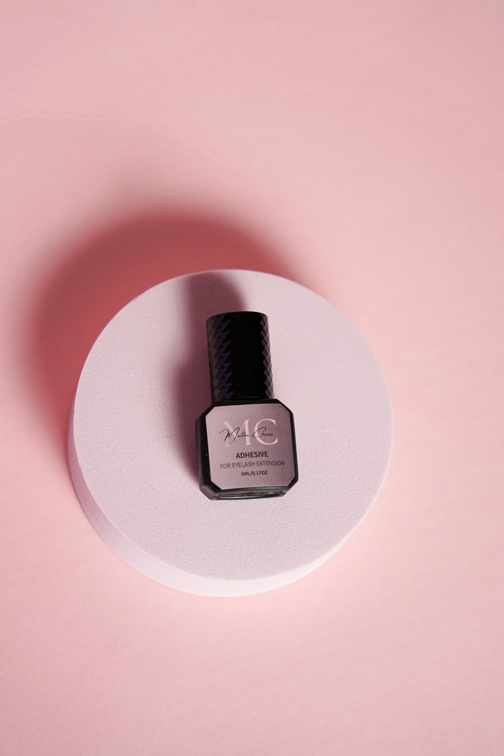 MC Adhesive – Adhesivo Profesional.
